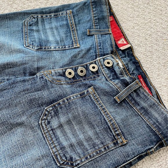 Guess! Women Jeans for sale  ( size 24) - Picture 3 of 4